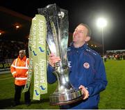26 October 2012; Ian Baraclough, Sligo Rovers manager, celebrates with the Airtricity League Premier Division trophy. Airtricity League Premier Division, Sligo Rovers v Shamrock Rovers, Showgrounds, Sligo. Picture credit: David Maher / SPORTSFILE