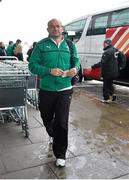 31 January 2013; Ireland's Rory Best arrives at Dublin airport as they depart for Cardiff for their opening RBS Six Nations Rugby Championship match against Wales on Saturday. Dublin Airport, Dublin. Picture credit: Brian Lawless / SPORTSFILE