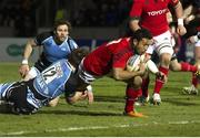 29 March 2013; Casey Laulala, Munster, goes over to score his side's first try. Celtic League 2012/13, Round 19, Glasgow Warriors v Munster, Scotstoun Stadium, Glasgow, Scotland. Picture credit: Alan Harvey / SPORTSFILE