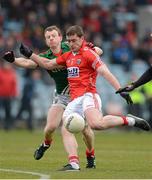 7 April 2013; Fintan Goold, Cork, in action against Colm Boyle, Mayo. Allianz Football League, Division 1, Cork v Mayo, Pairc Ui Chaoimh, Cork. Picture credit: Diarmuid Greene / SPORTSFILE