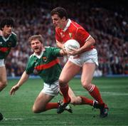 17 September 1989; Barry Coffey, Cork in action against Michael Collins, Mayo, All Ireland Football Final 1989, Croke Park. Picture credit; Ray McManus/SPORTSFILE