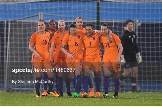 Republic of Ireland v Netherlands - 2019 FIFA Women's World Cup Qualifier