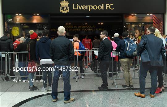 Ian Rush visits the Liverpool FC Store