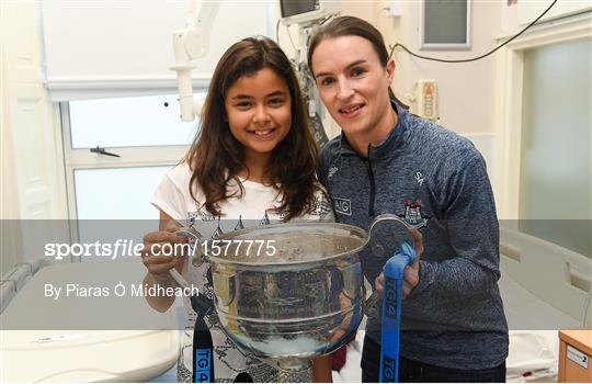 2018 TG4 All-Ireland Ladies Football Champions visit to Temple Street Children's University Hospital
