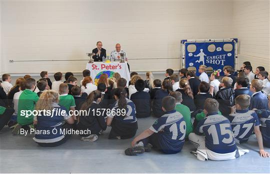 Martin O'Neill visits St Peters National School