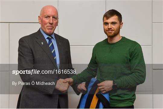 UCD GAA Sports Scholarship Presentation 2018/2019 UCD GAA Sports Scholarship Presentation 2018/2019