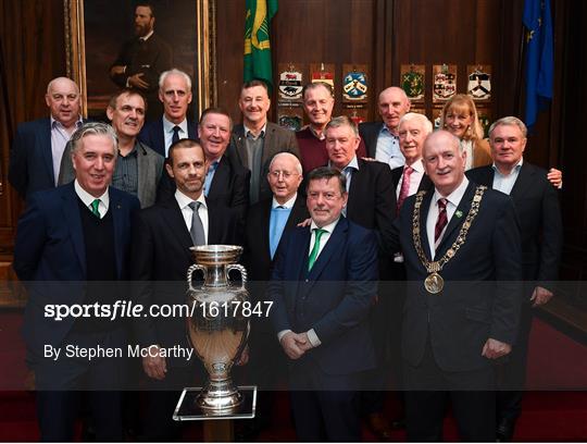 EURO88 Republic of Ireland Squad Reception