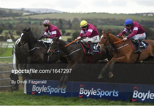 Horse Racing from Punchestown Horse Racing from Punchestown