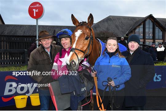 Horse Racing from Punchestown