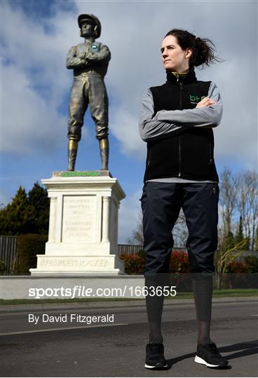 Fearless Jockey - Paddy Power Unveil 25 Foot Statue at Cheltenham