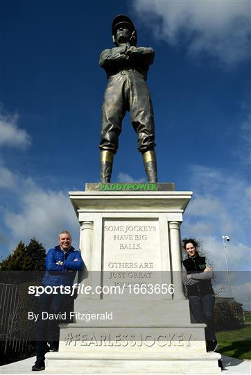 Fearless Jockey - Paddy Power Unveil 25 Foot Statue at Cheltenham Fearless Jockey - Paddy Power Unveil 25 Foot Statue at Cheltenham