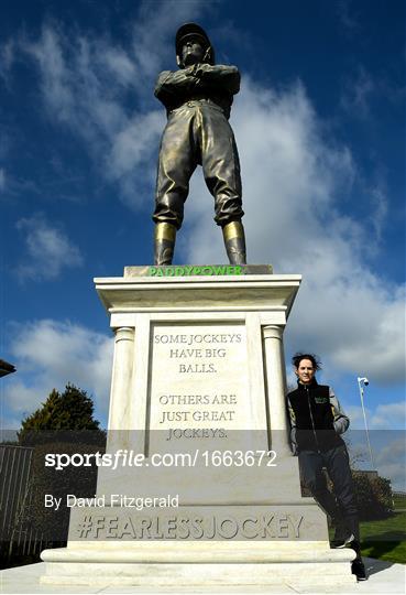 Fearless Jockey - Paddy Power Unveil 25 Foot Statue at Cheltenham