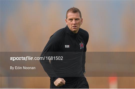 Sligo Rovers v Dundalk - SSE Airtricity League Premier Division Sligo Rovers v Dundalk - SSE Airtricity League Premier Division