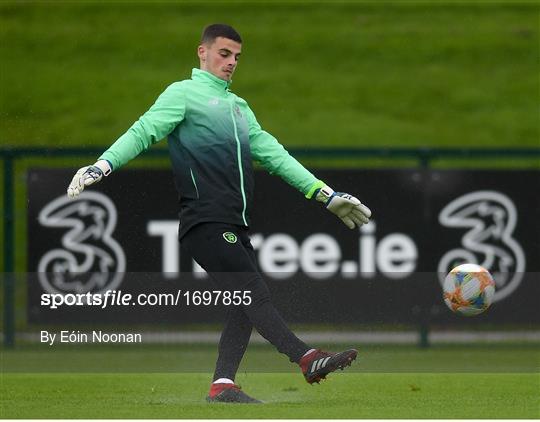 Republic of Ireland U17 Press Conference and Squad Training