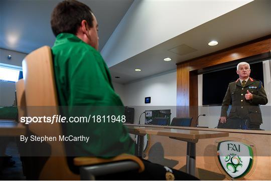 Mick McCarthy meets Irish Defence Forces team