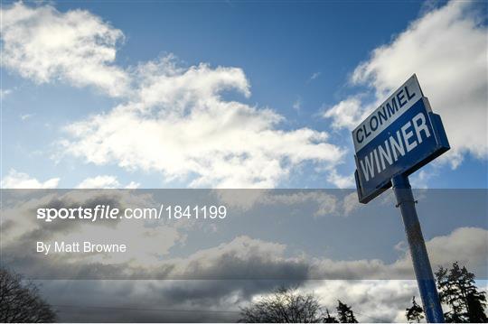 Horse Racing from Clonmel