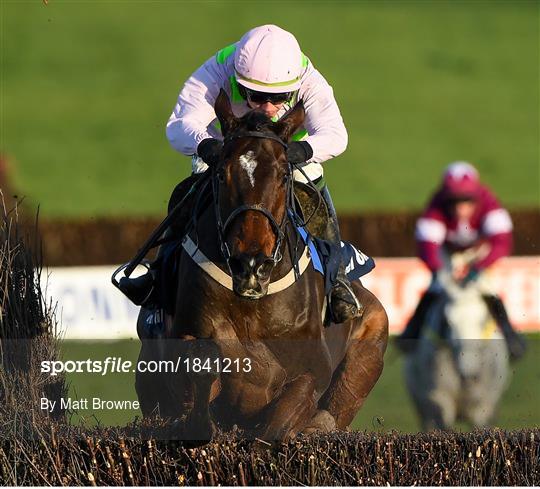 Horse Racing from Clonmel