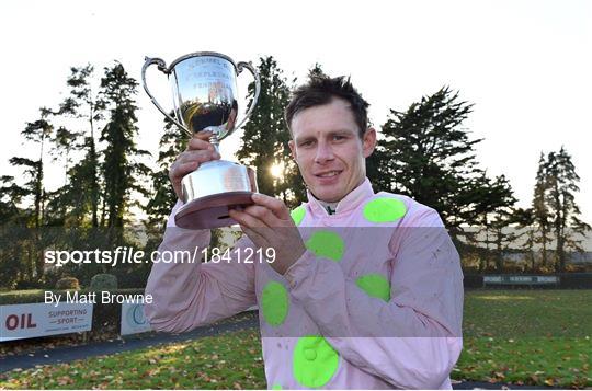 Horse Racing from Clonmel