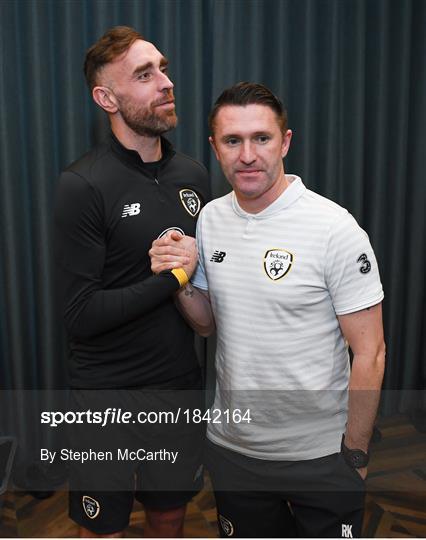 Richard Keogh arrives at Republic of Ireland Team Hotel