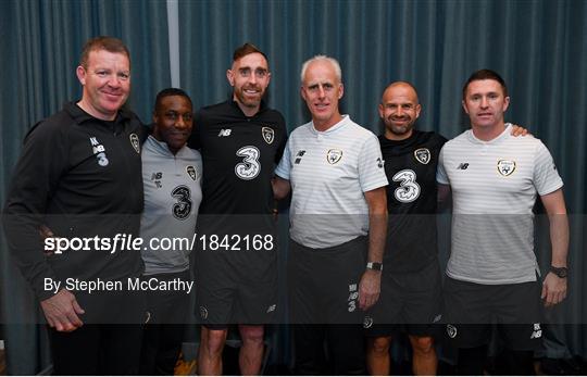 Richard Keogh arrives at Republic of Ireland Team Hotel