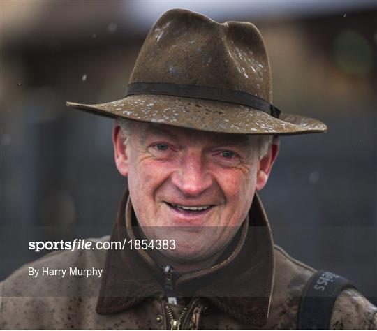 Horse Racing from Punchestown