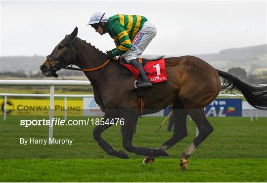 Horse Racing from Punchestown