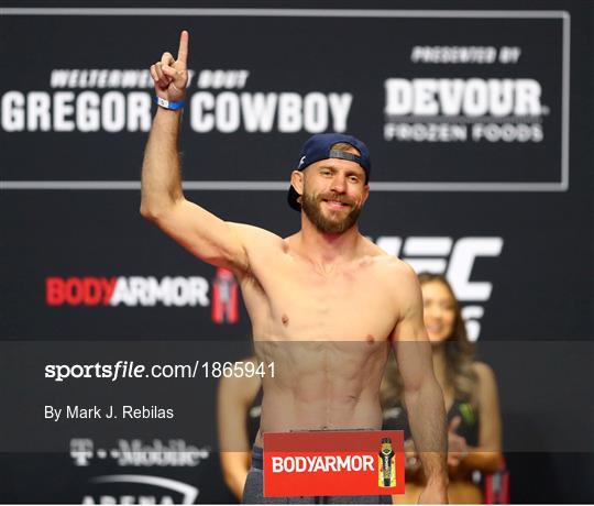 UFC 246: McGregor vs. Cerrone - Weigh Ins