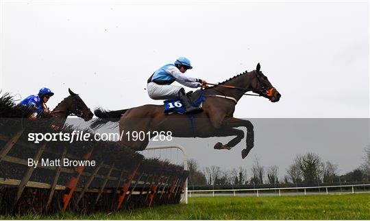 Horse Racing from Thurles