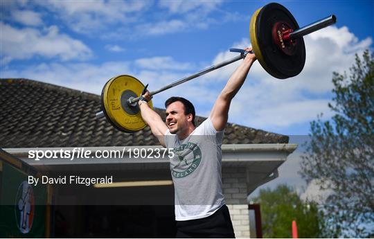 Olympic Weightlifter Seán Brown Training Session