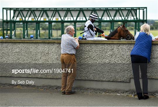 Horse Racing from Roscommon