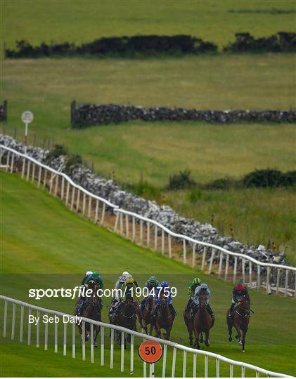 Horse Racing from Roscommon