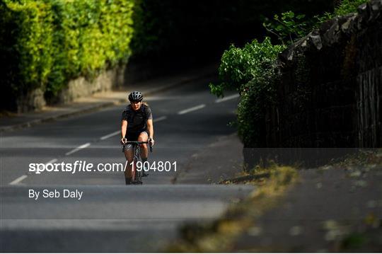 Irish triathlete Emma Sharkey trains in isolation