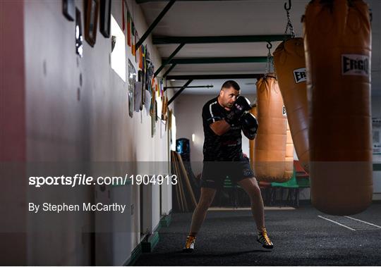 Boxer Niall Kennedy Feature