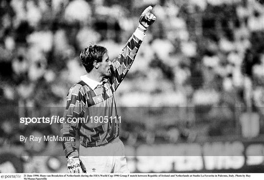 Sportsfile Republic Of Ireland V Netherlands Fifa World Cup 1990 Group F Photos Page 1