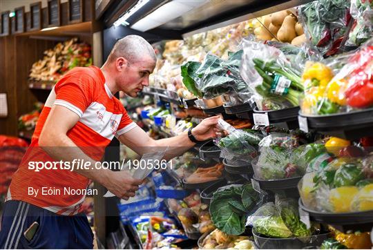 Monaleen GAA Club help out in the Community Monaleen GAA Club help out in the Community