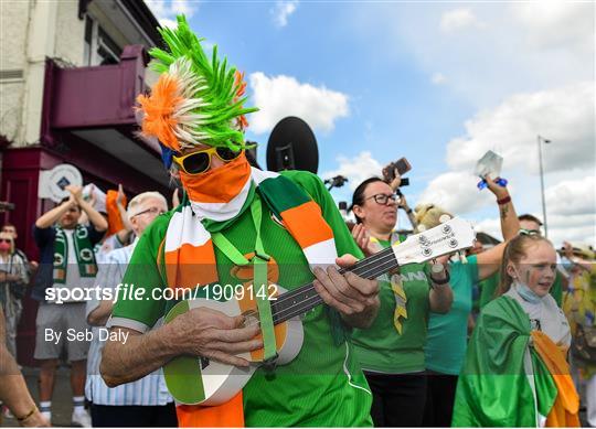 Republic of Ireland Supporters Remember Jack Charlton