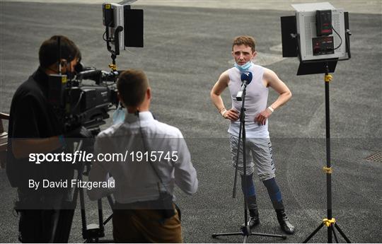 Horse Racing from Leopardstown