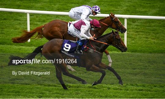 Horse Racing from Leopardstown