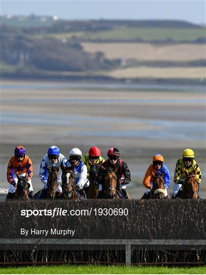 Horse Racing from Tramore