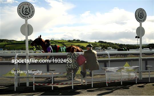 Horse Racing from Listowel