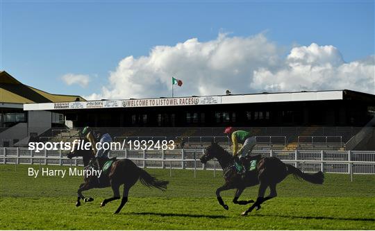 Horse Racing from Listowel