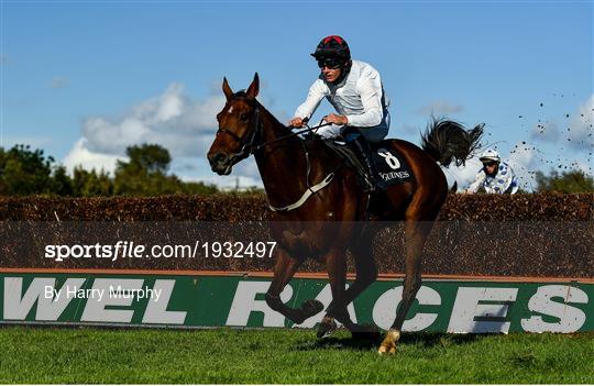 Horse Racing from Listowel