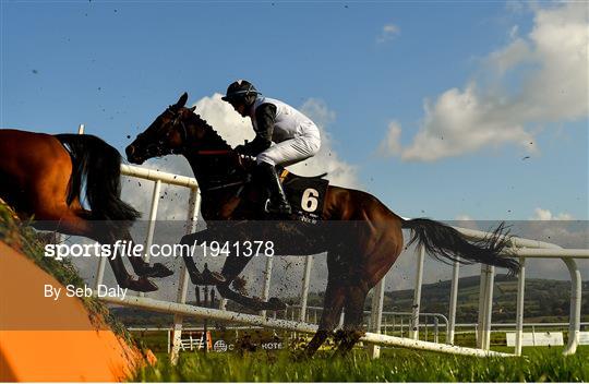 Horse Racing from Punchestown