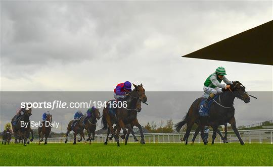 Horse Racing from The Curragh