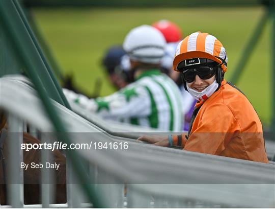 Horse Racing from The Curragh