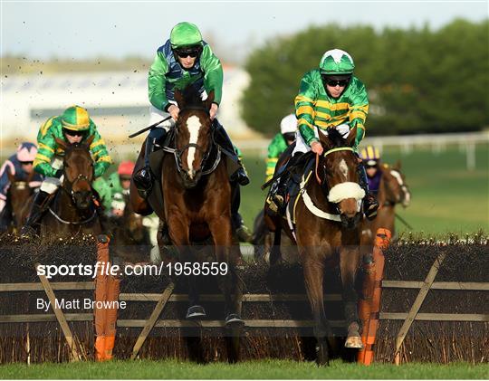 Horse Racing from Naas