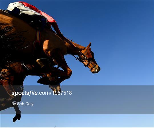 Horse Racing from Fairyhouse