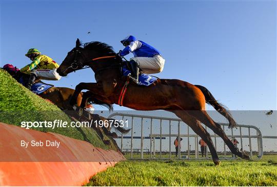 Horse Racing from Fairyhouse