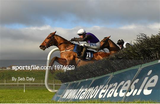 Horse Racing from Tramore