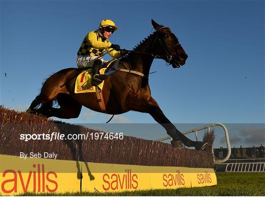 Horse Racing from Tramore